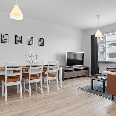 V53 Lovely 2 Bedroom Apartment In Рейкьявик Экстерьер фото