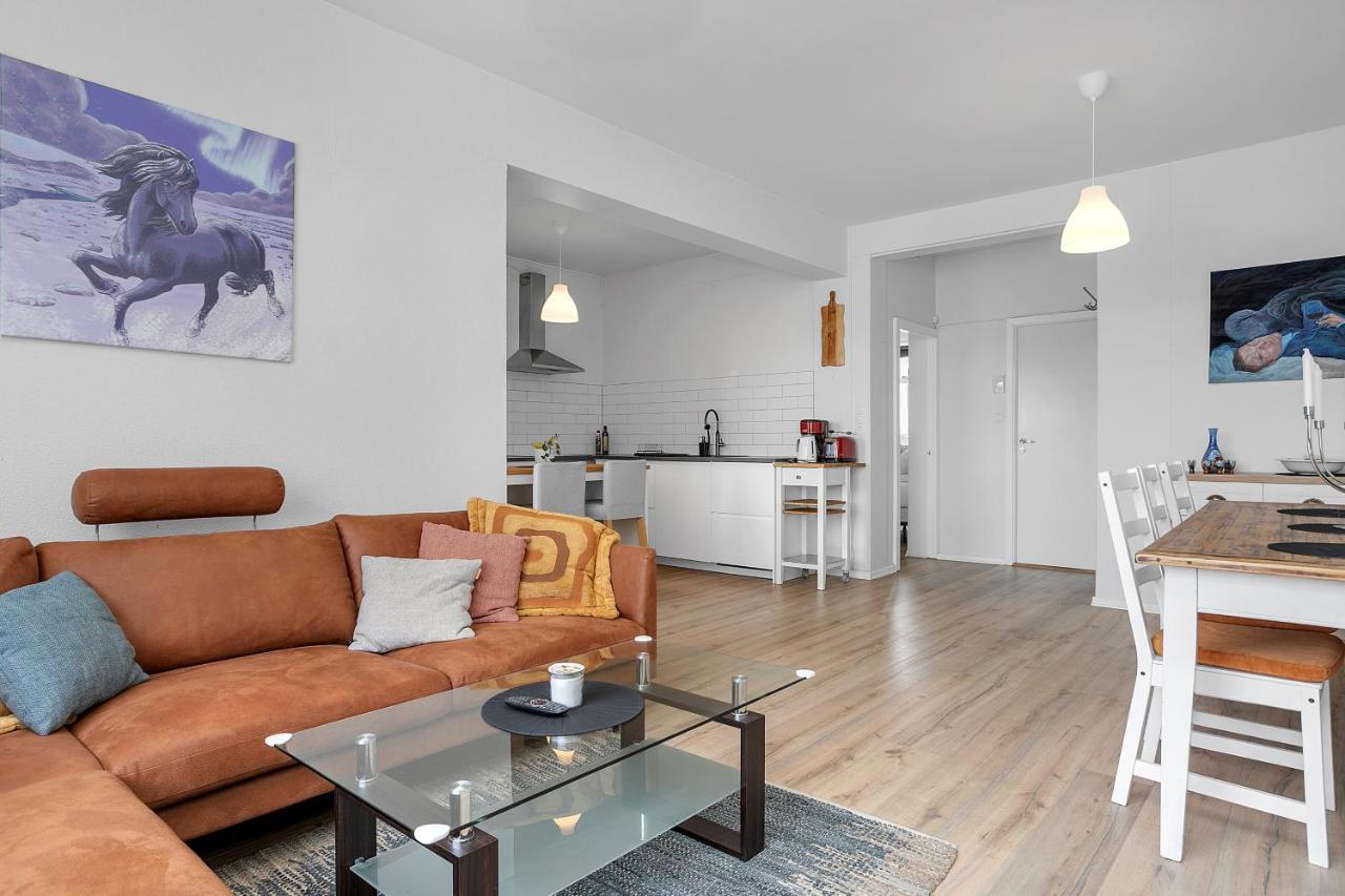 V53 Lovely 2 Bedroom Apartment In Рейкьявик Экстерьер фото